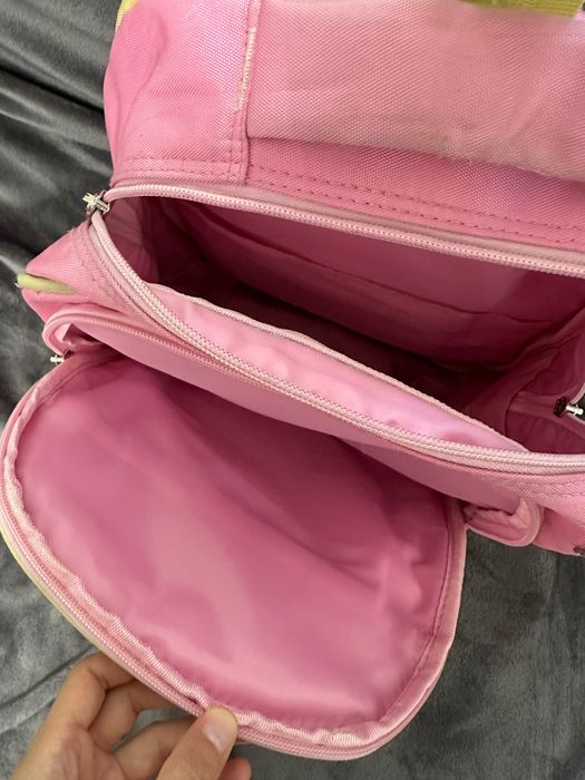 Ghiozdan, rucsac pentru fetiță. Scoala
Clasa 0-4.