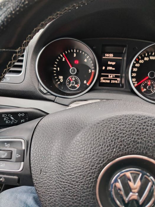 Vând golf 6,2litri, diesel, august 2012