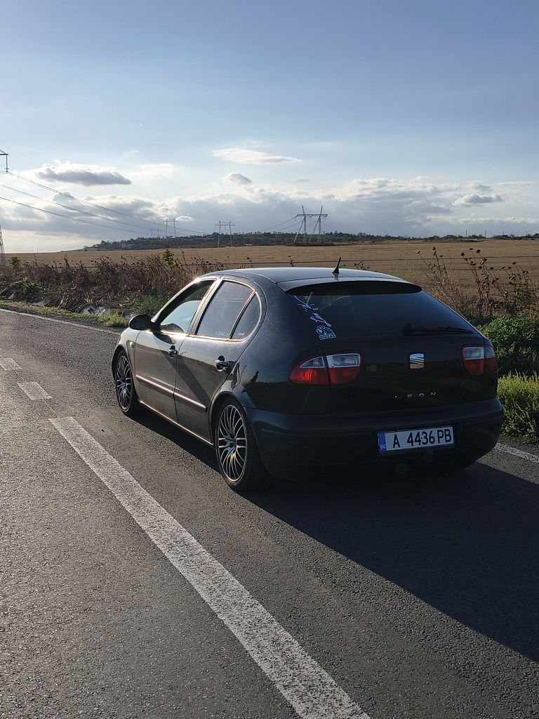 Seat leon 2005г.