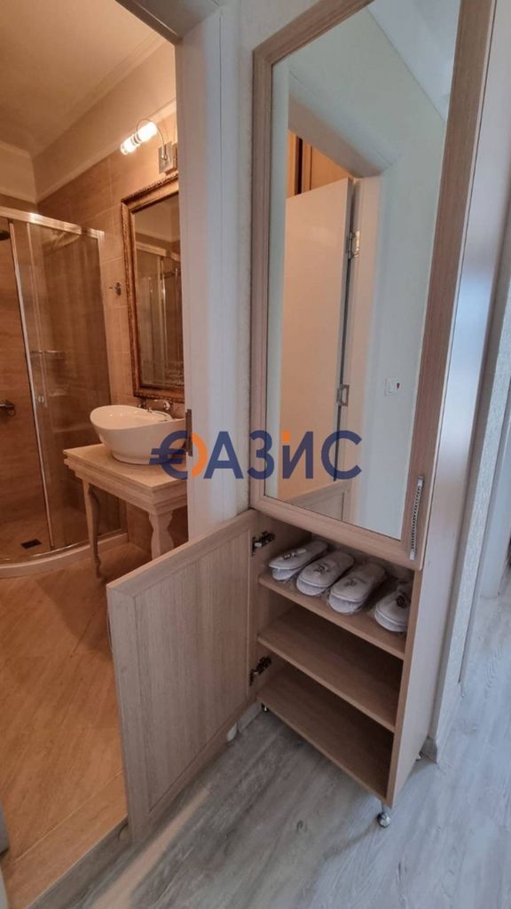 Продава се Двустаен апартамент в к.к. Слънчев бряг - 48 кв.м за 1605 €/кв.м - Снимка #6