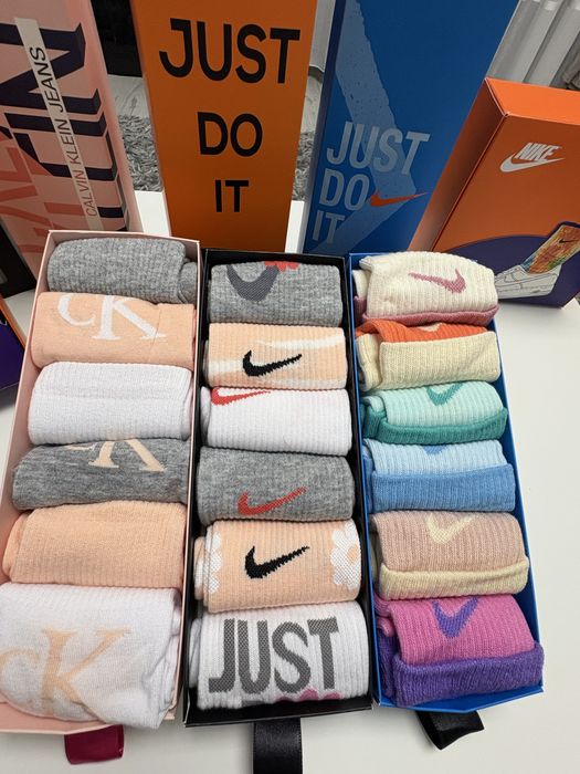 Ciorapi dama Calvin Klein , Nike