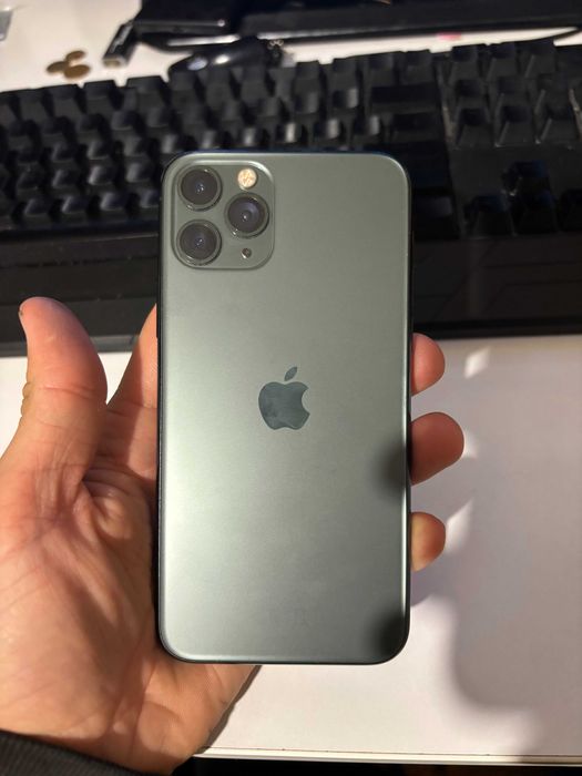 Продавам Iphone 11 PRO 64 Green 82% BH