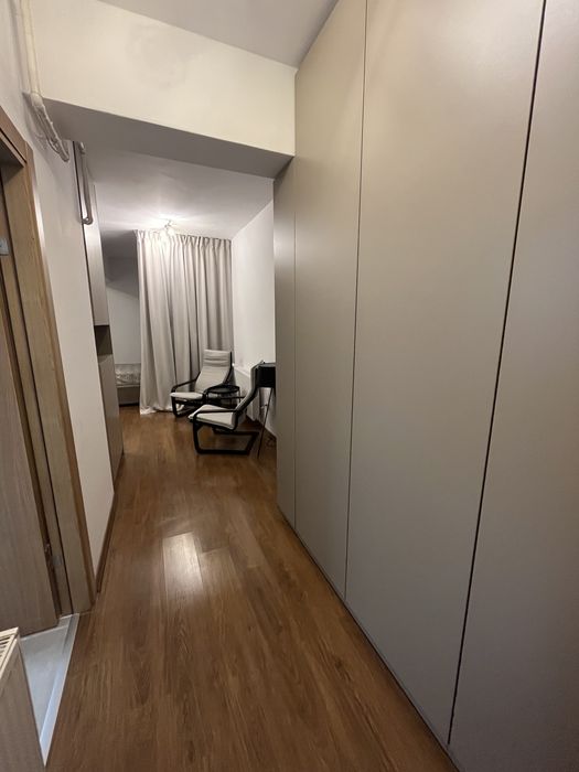 Studio cu parcare subterana particular