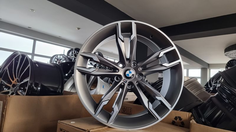 19цола BMW 5x120,F10,F15,F01,F06