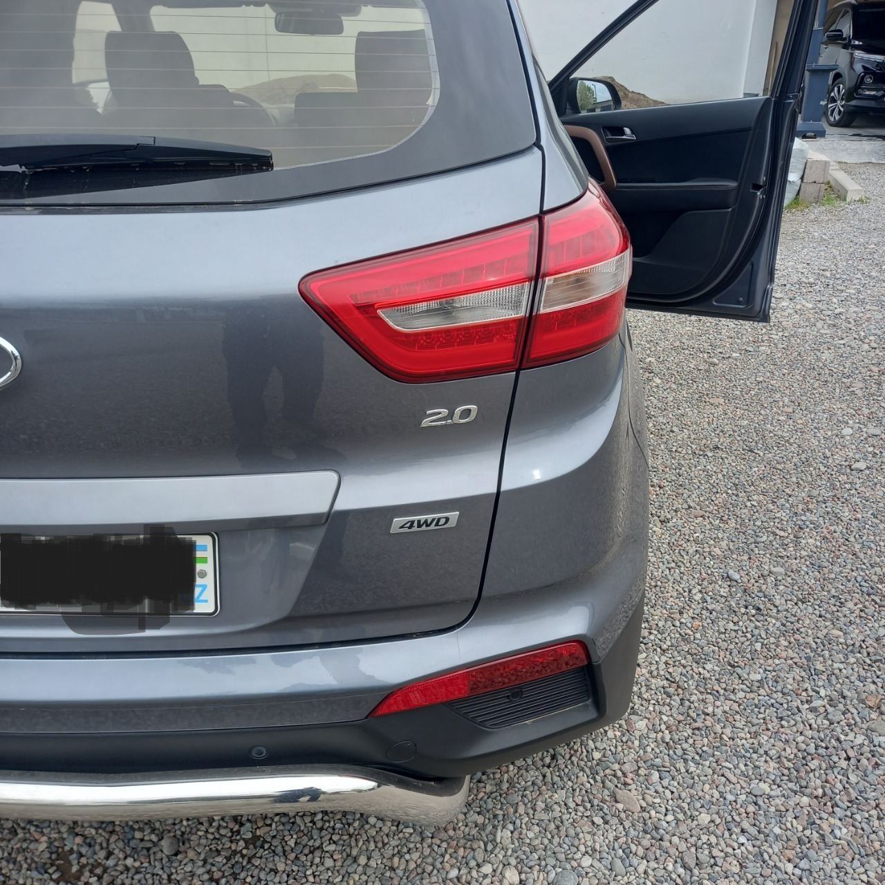 Автомобиль HYUNDAI CRETA 2.0