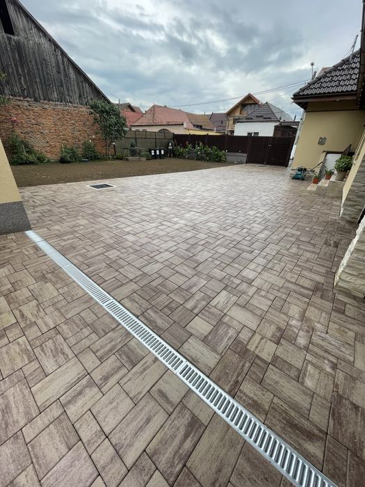 Firmă montare pavaje, dale,borduri