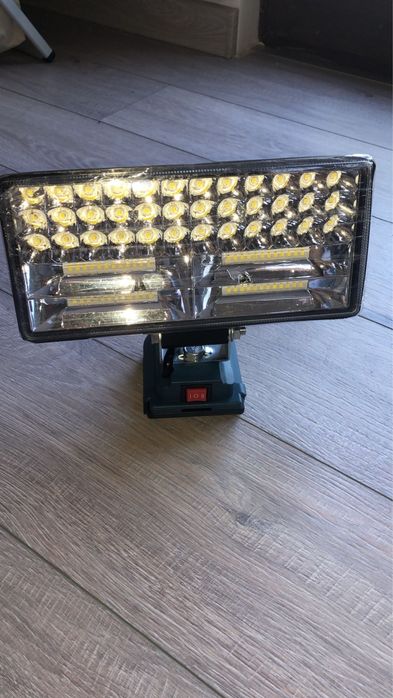 Lampa  led  bosch, makita , dewalt ,milwaukee