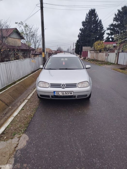 Vând wolsvagen golf