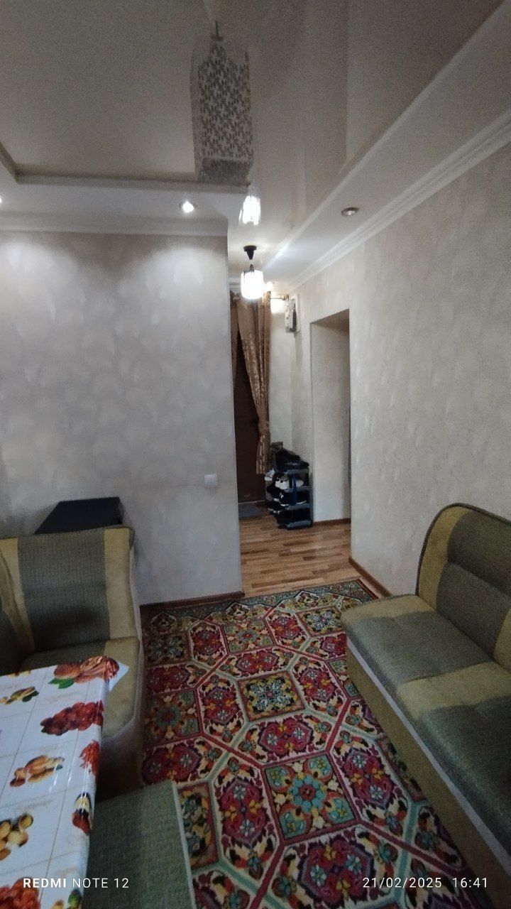 Продаётся 1/4/5 на м-в Чиланзар 7 ( октепа круг)