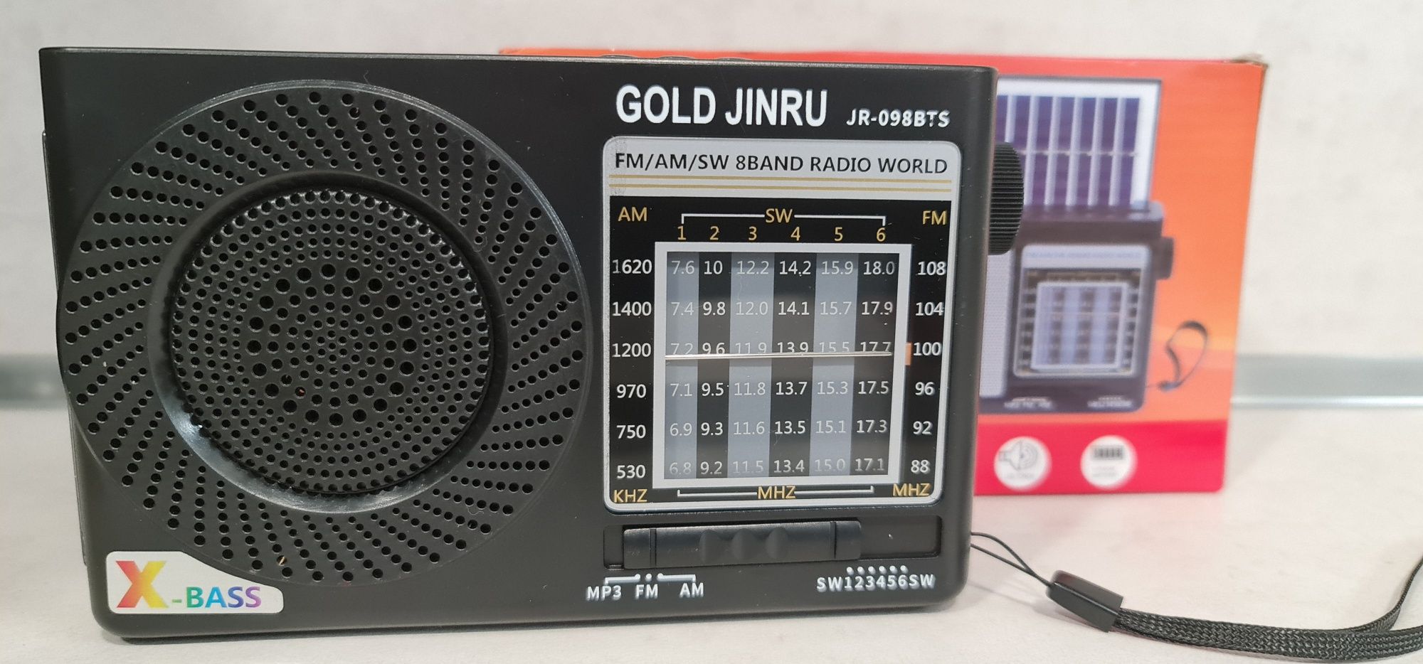 Соларно Радио с фенер,Bluetooth,USB,SD+LED Фенер JR-097 BTS