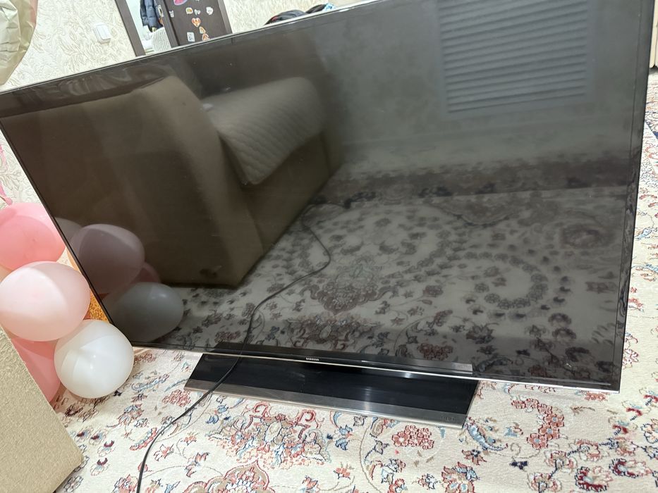 Продам телевизор Samsung 50 диагональ