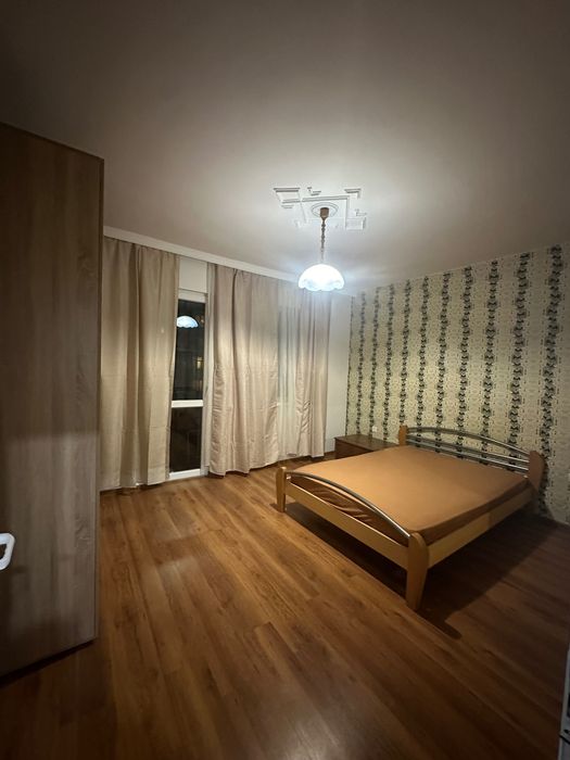 Тристаен апартамент без посредник след основен ремонт