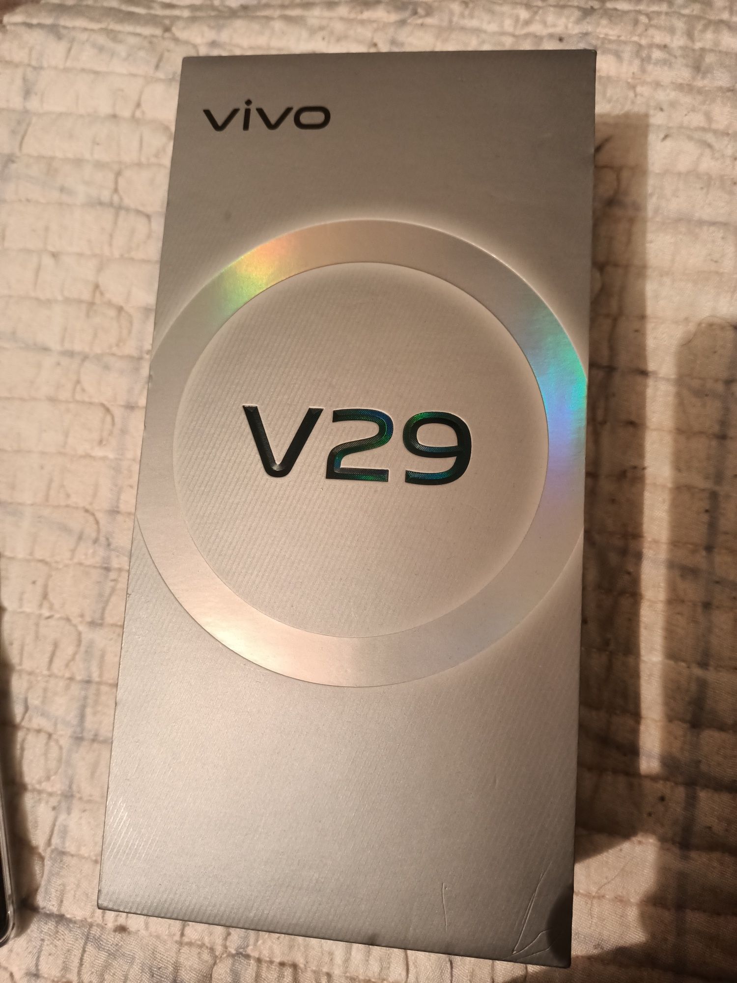 Телефон Vivo V29 5G