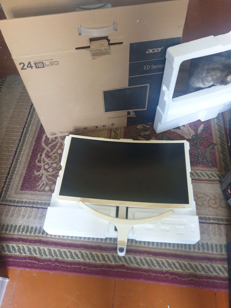 Монитор Acer LED