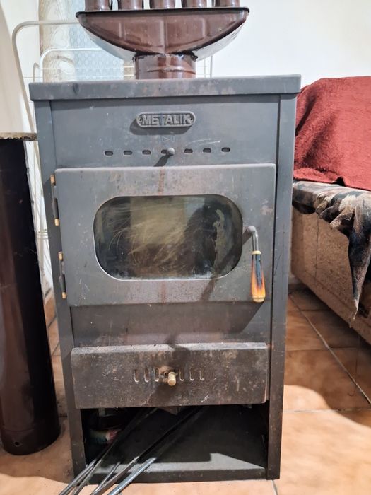 Печка на дърва  - тип камина