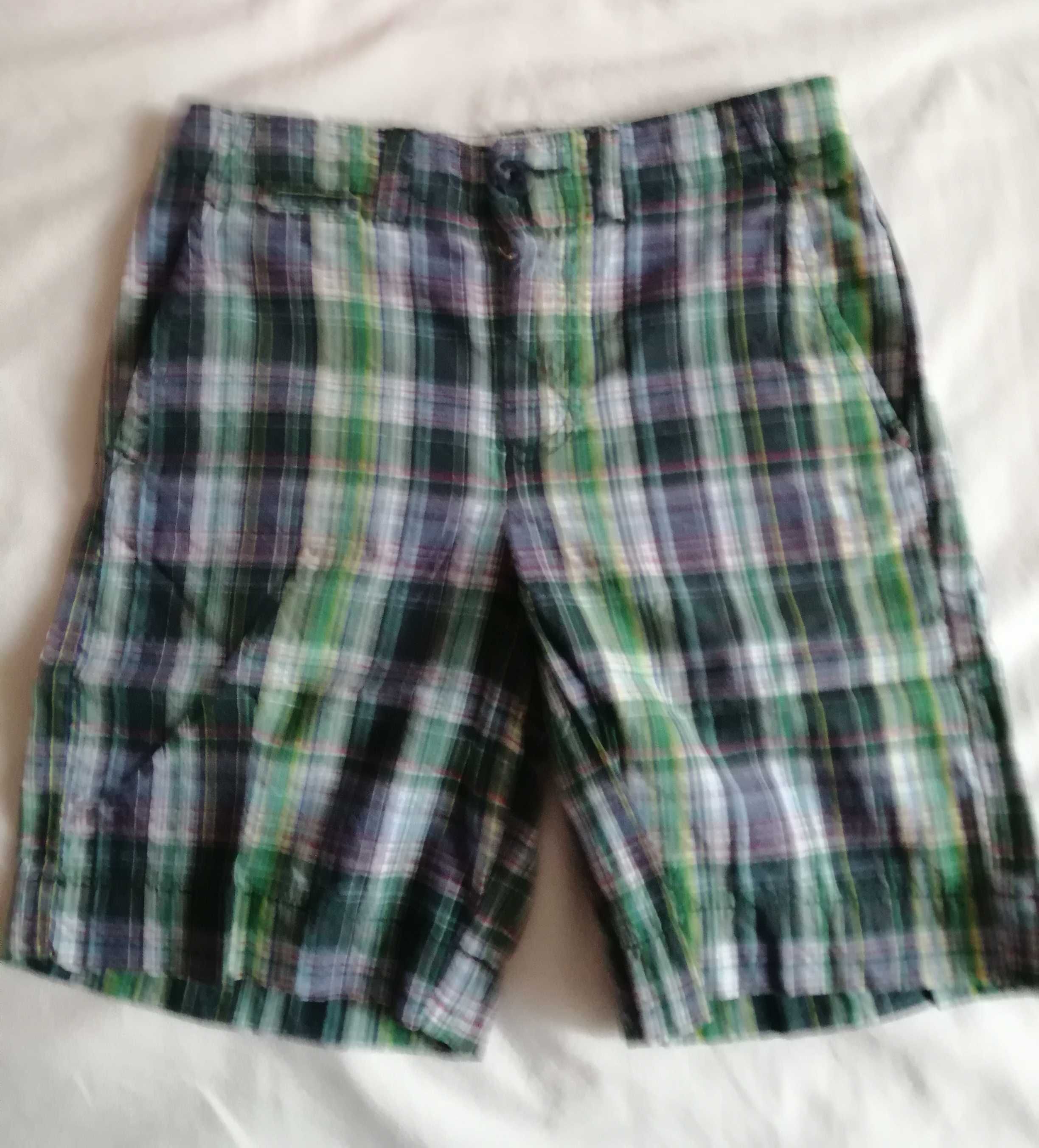 Къси панталони 110-116 размер за момче