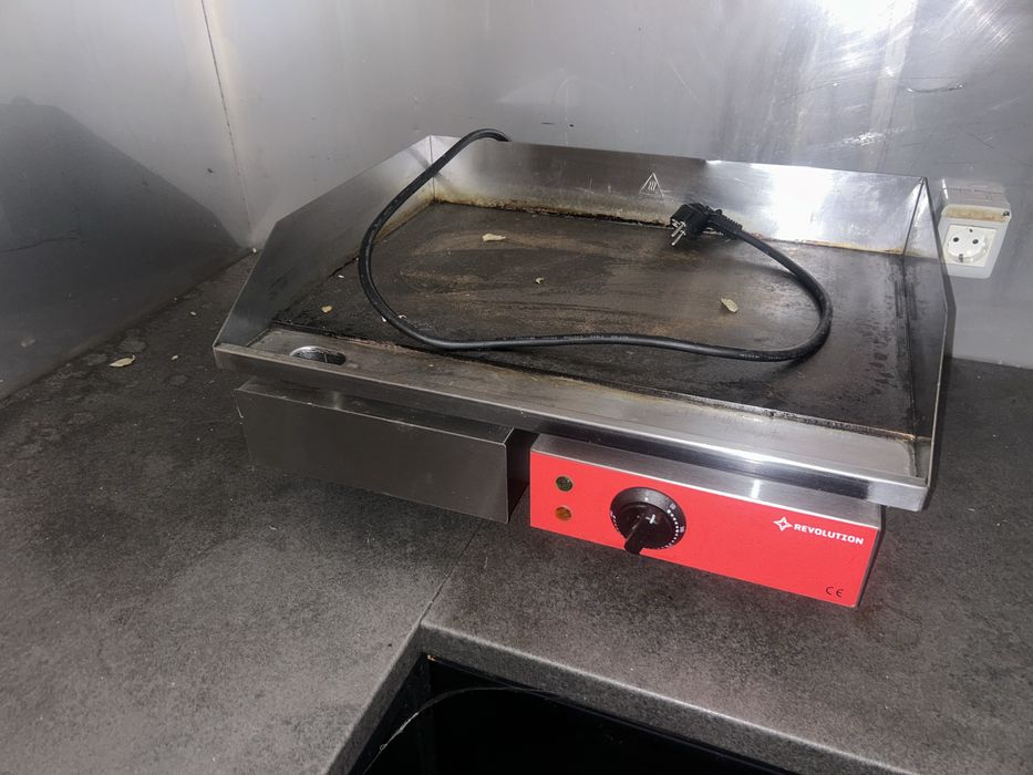 Plita electrica Revolution