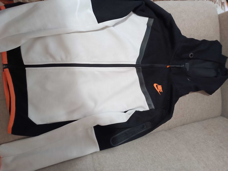 Екипи и горници ...