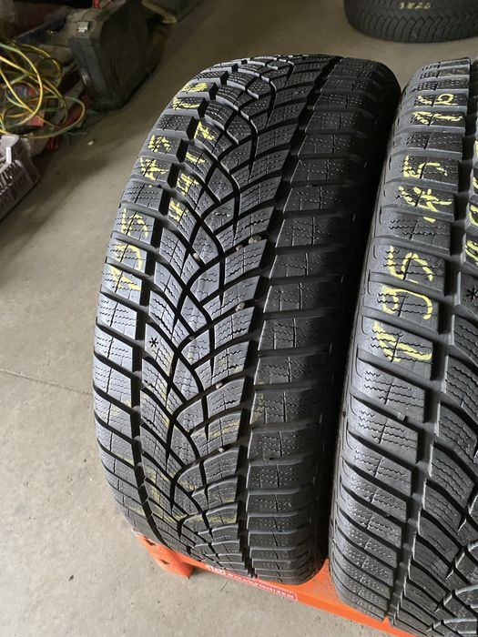 Anvelope iarna 195/45/16 Goodyear Ultra Grip Performance 195 45 16 R16