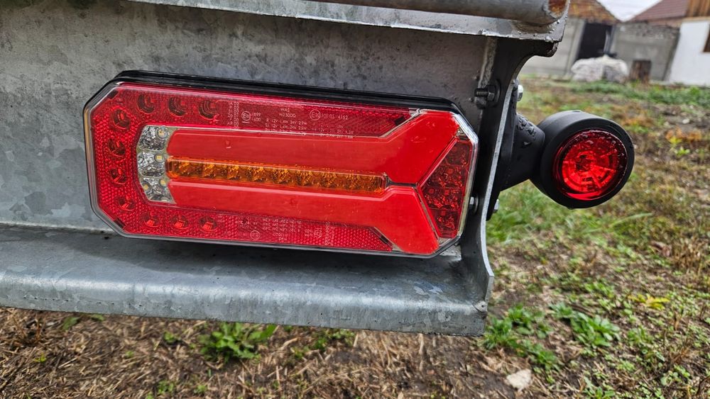 Trailer Galla Syrius 5 Metri Impecabil. [FUL LED]