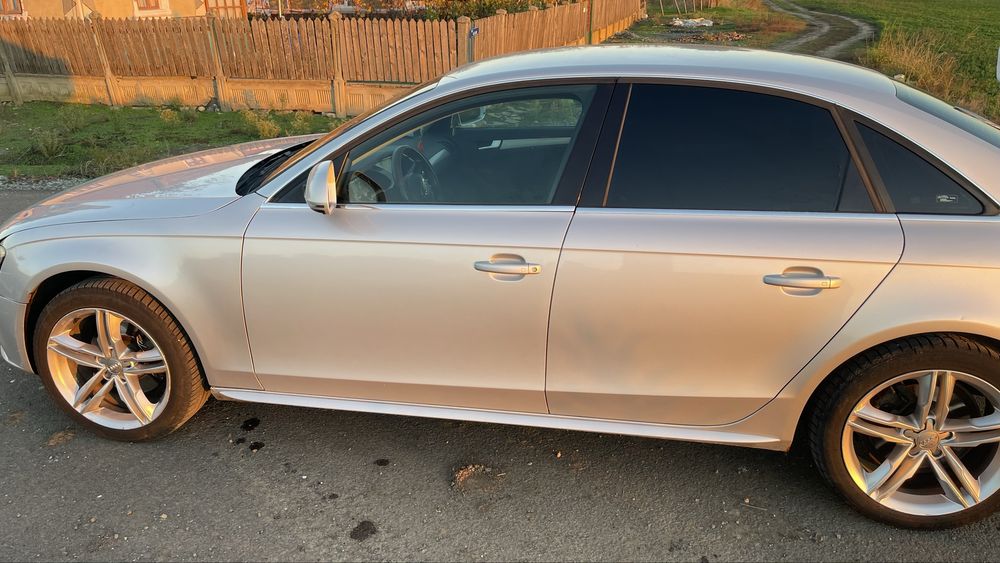 Audi a4 B8 2009 mai multe detalii privat