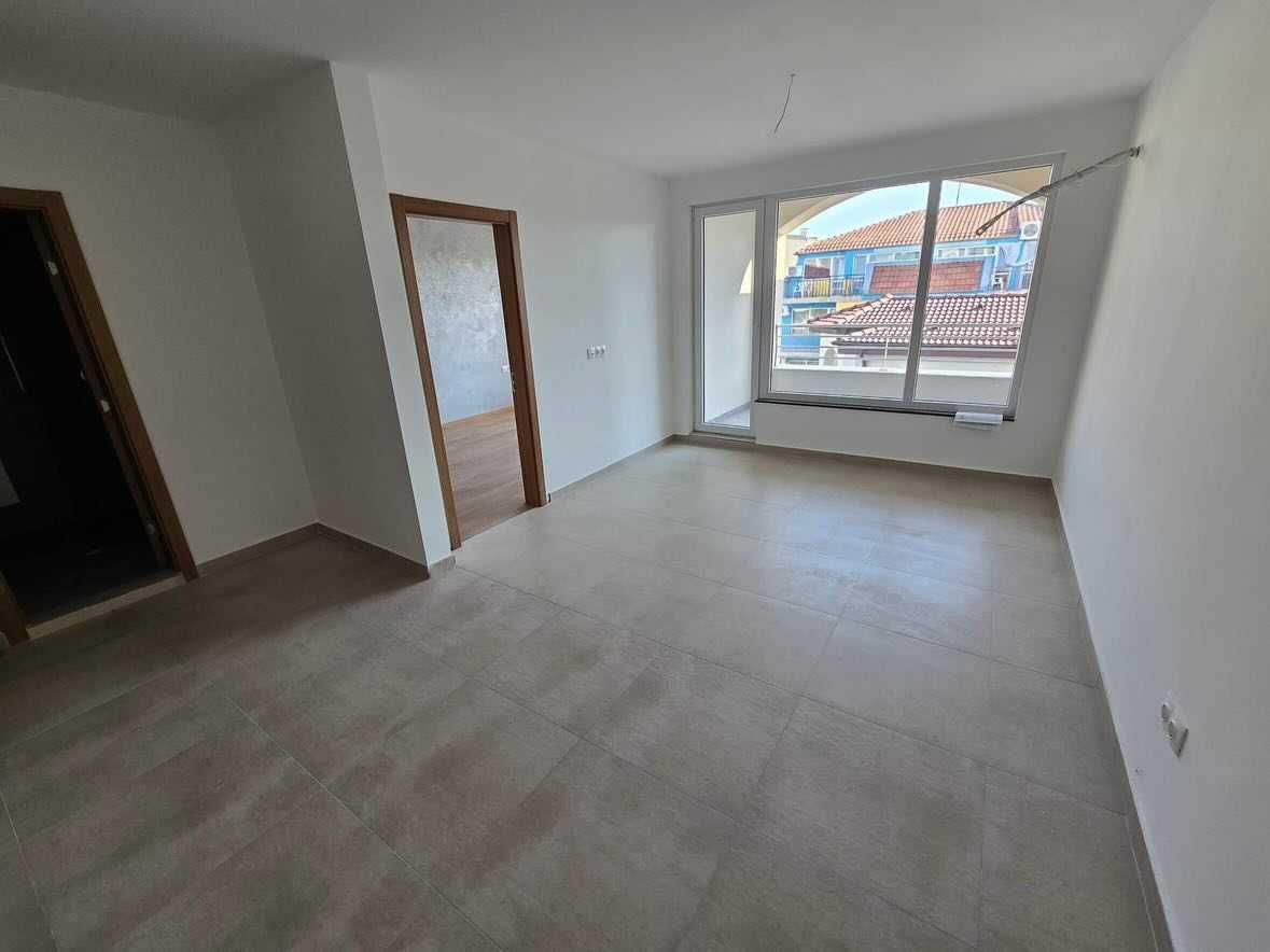Продава се Двустаен апартамент в с. Равда, Област Бургас - 61 кв.м за 1230 €/кв.м - Снимка #1