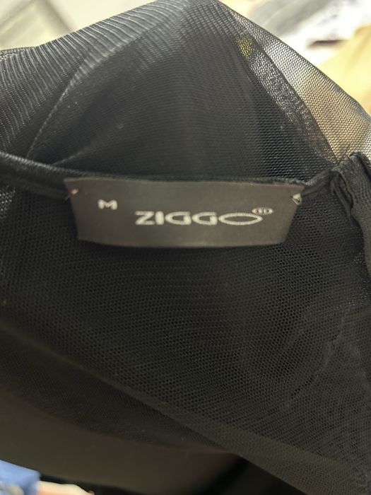 Rochie eleganta seara, stare foarte buna.