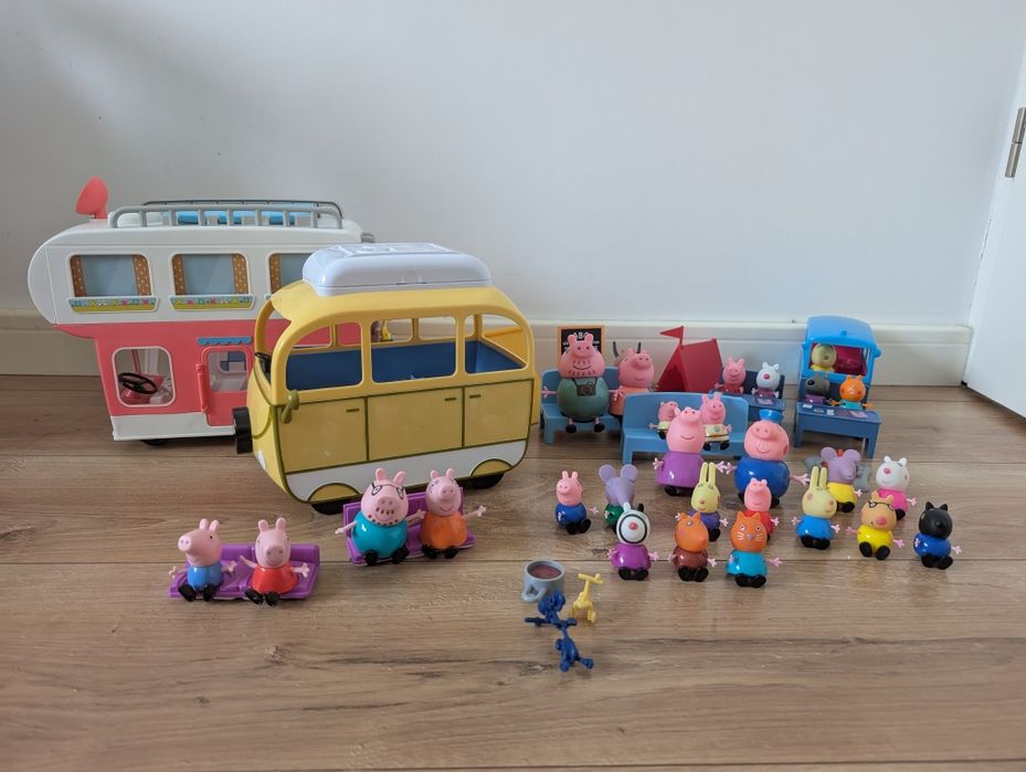 Jucării Peppa, rulota, școala, autobuz, personaje