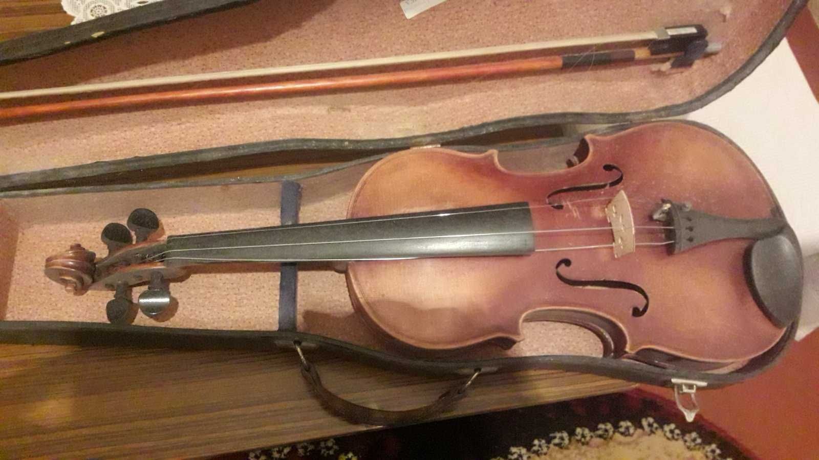 Цигулка - Antonius Stradivarius Cremonensis Faciebat Anno 1721