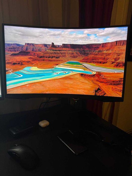 Monitor SAMSUNG Odyssey G7 240Hz 1440p, Faker Edition