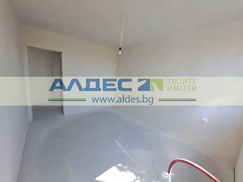 Продава се Тристаен апартамент в София, Банишора - 91 кв.м за 2341 €/кв.м - Снимка #15