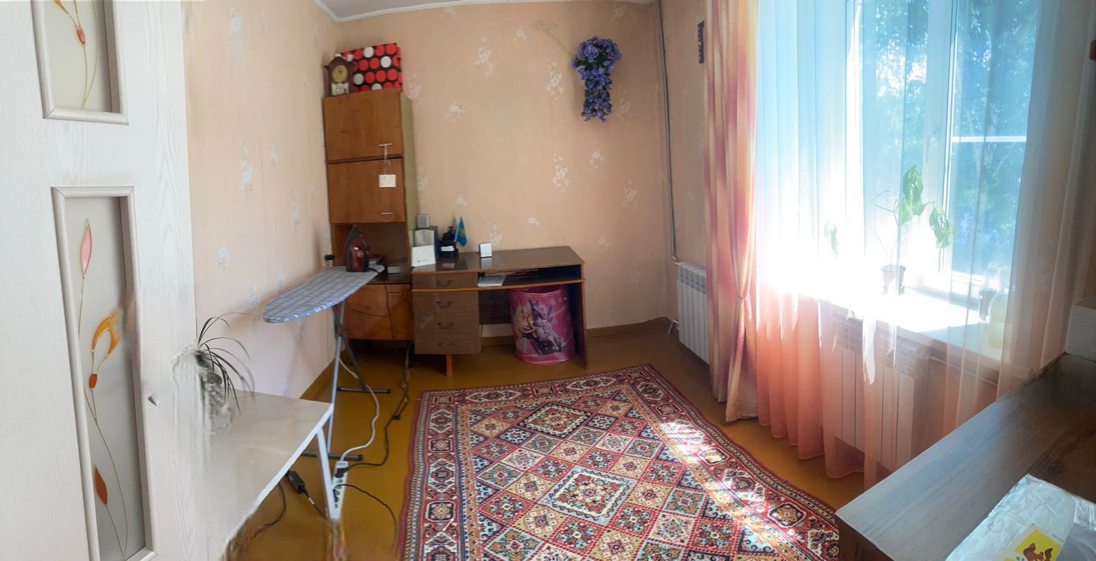 Продам четырёхкомнатную квартиру