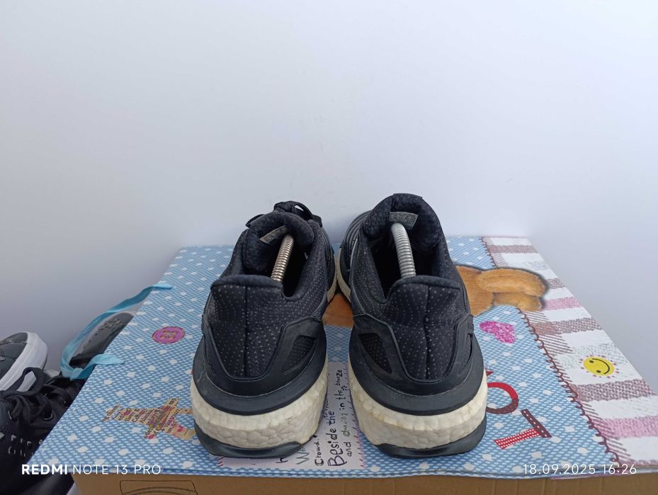 ''Adidas Energy Boost''оригинални маратонки 44 номер