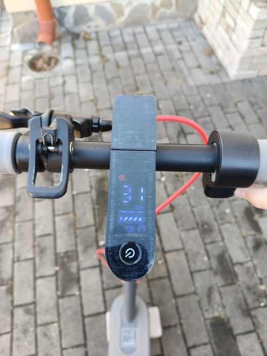 Vând trotineta electrica AovoPro