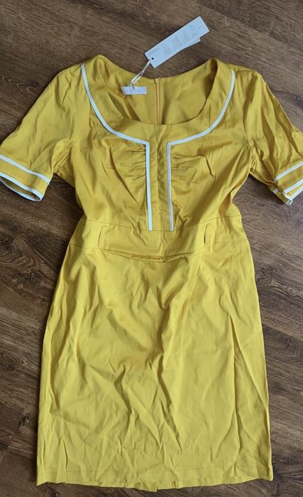 Rochie nouă cu etichetă