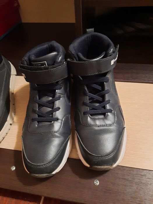 Осенние ботинки для подростка