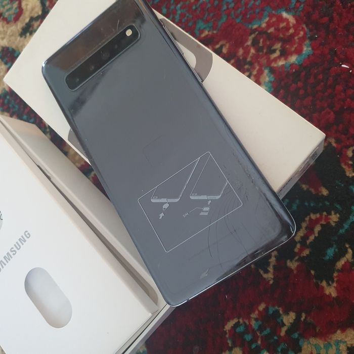 Samsung S 10 5 G 8/256 Gb Korea 12 версия