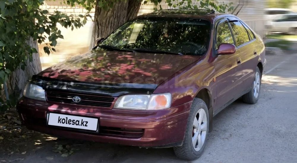 Продаётся Toyota Carina E