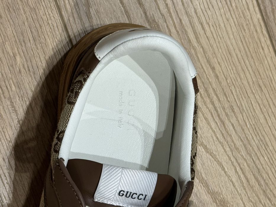 Обувки гуци нови