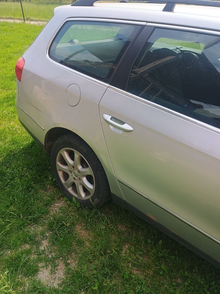 Vând Passat B6 2.0