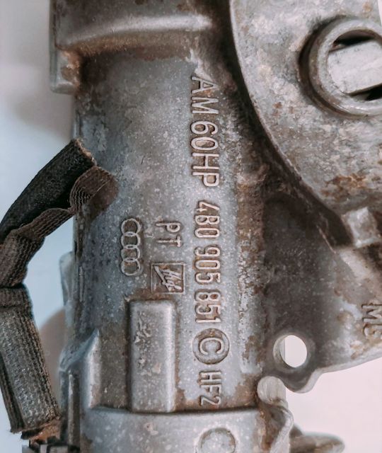 Contact Pornire  cu Cheie 4B0905851C Skoda Octavia prima generatie (f