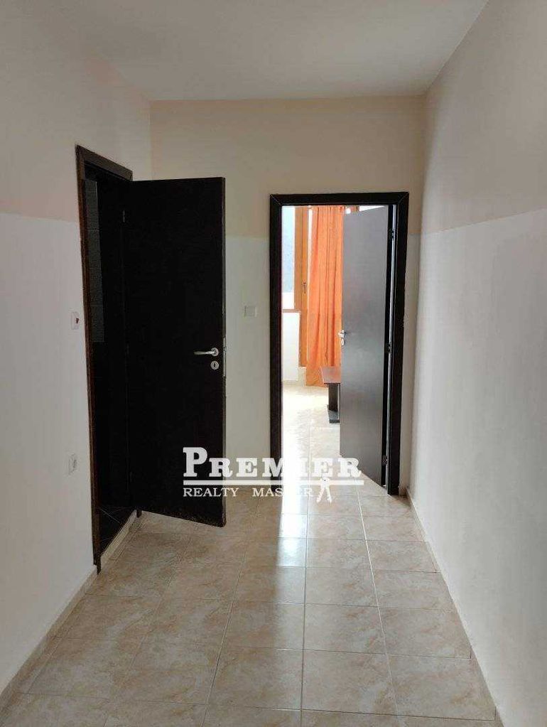 Продава се Двустаен апартамент в Поморие - 84 кв.м за 1483 €/кв.м - Снимка #6