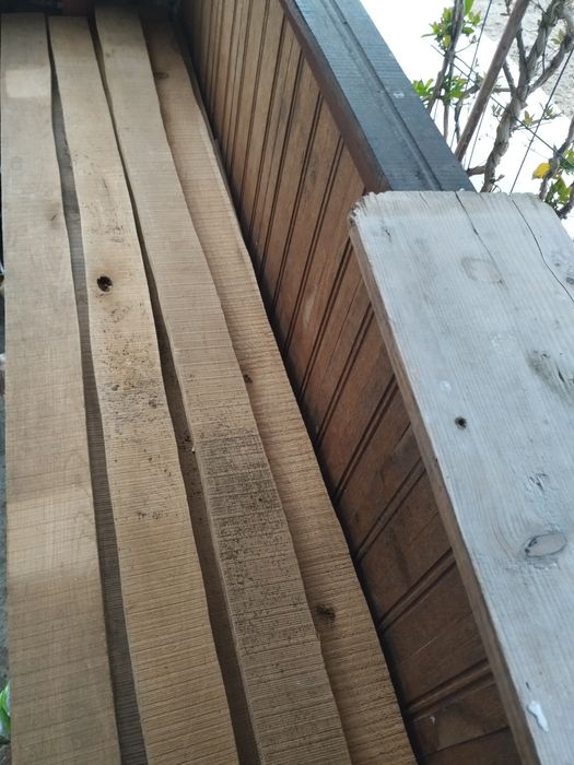 Vând cherestea de stejar uscata natural de 30 ani