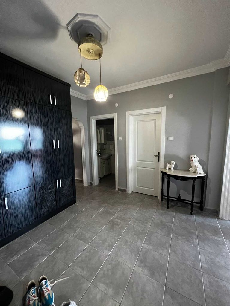 Продава се Четиристаен апартамент в Пловдив, Беломорски - 145 кв.м за 683 €/кв.м - Снимка #9