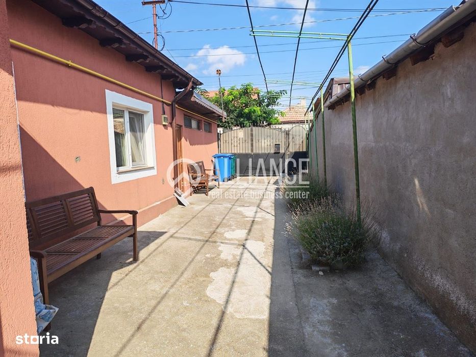 OVIDIU (Cod 01) Casa eleganta complet mobilata „la cheie”