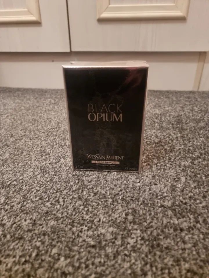 Black Opium parfum ysl