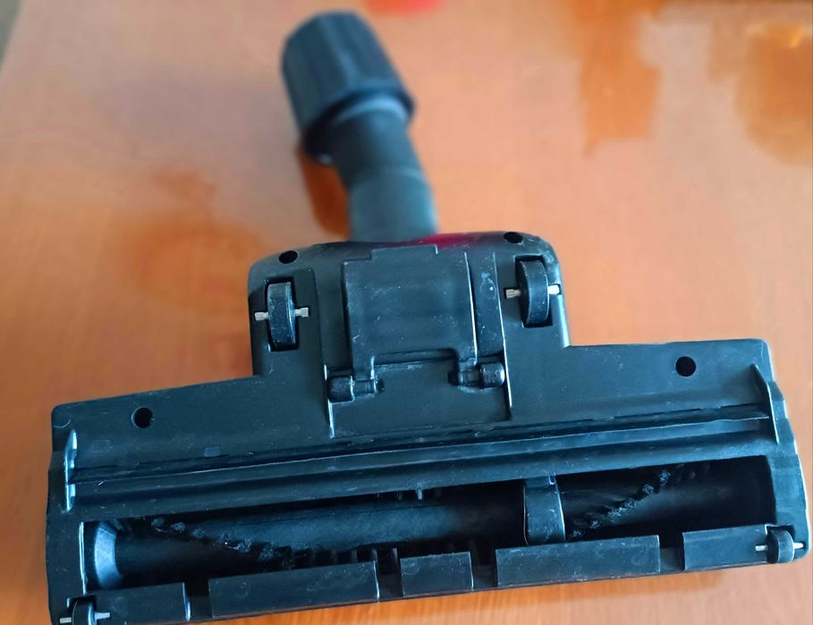 Продам турбо насадку для пылесоса( отлично собирает волос,шерсть