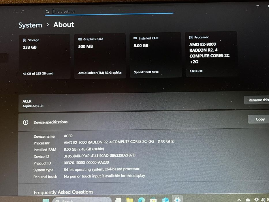 Acer Aspire 8 GB RAM, 256 GB SSD , DDR 4 ,Нова  батерия !