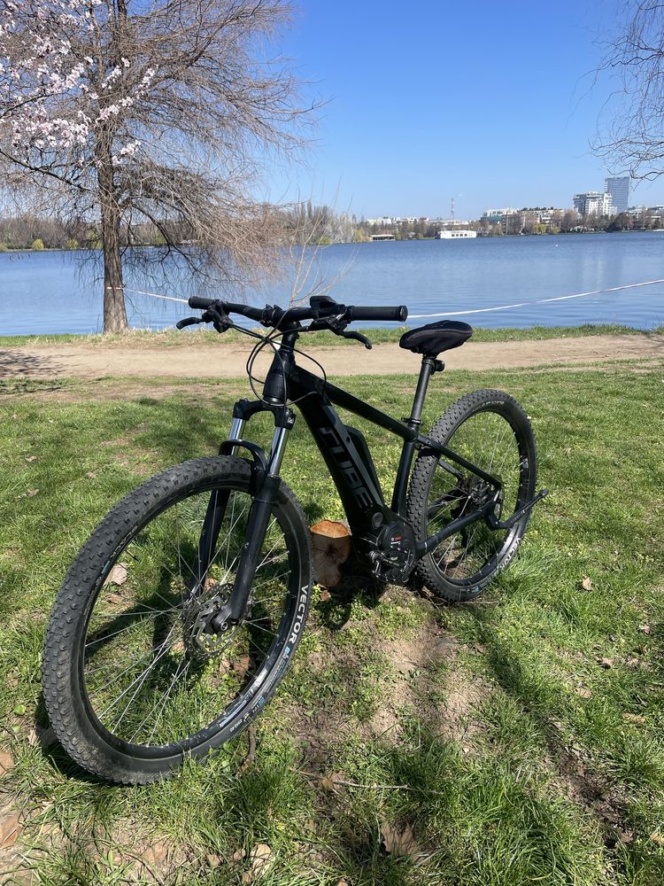 Bicicleta Electrica MTB Cube Reaction Pro L Merge Perfect