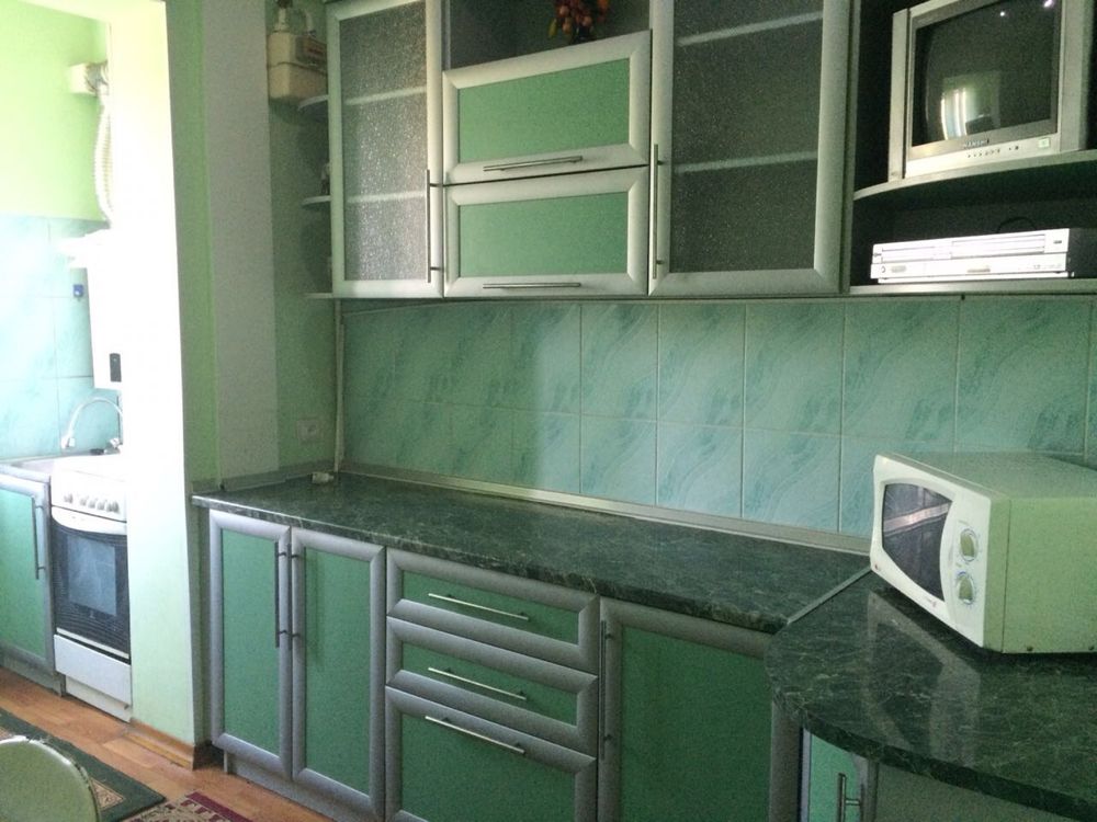 Продается кухонная мебель